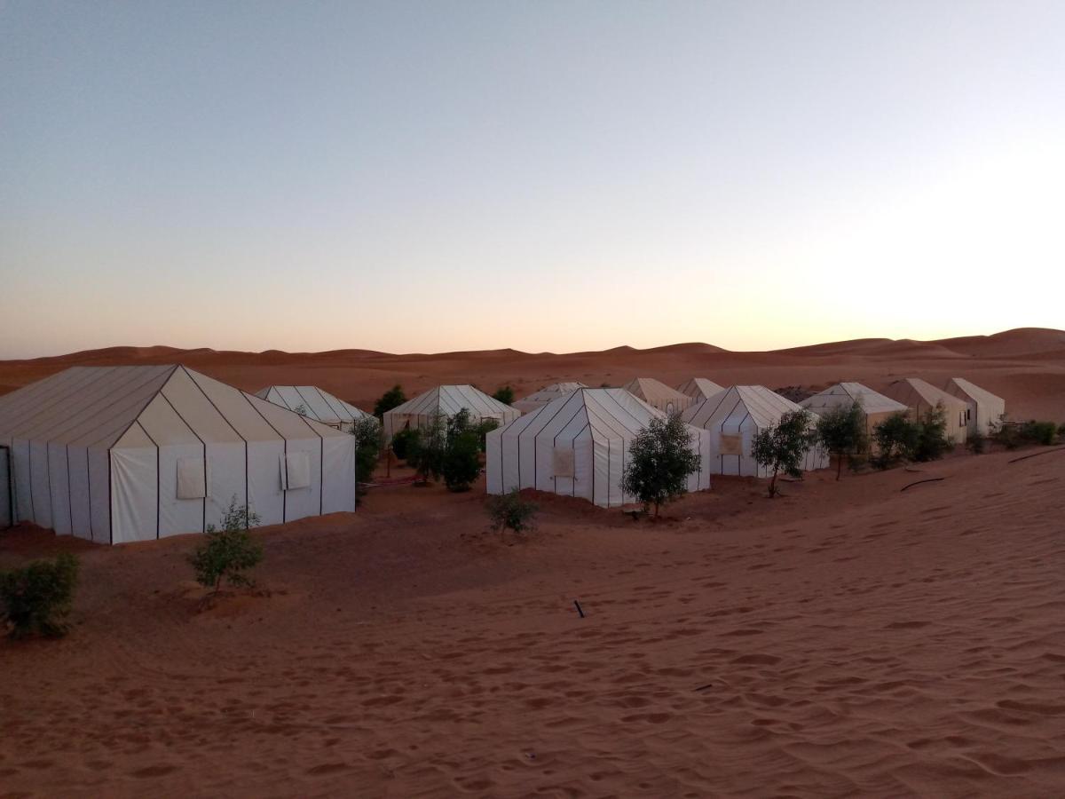 Luxury Camp & Activities Hotel Merzouga Eksteriør billede